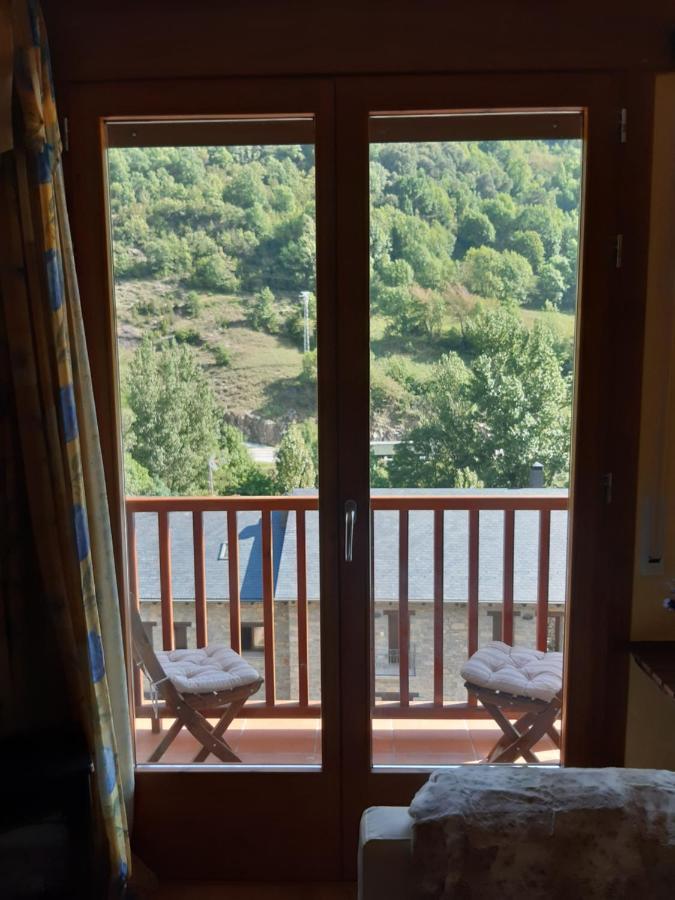 Apartamento En Pirineos Б'єльса Екстер'єр фото